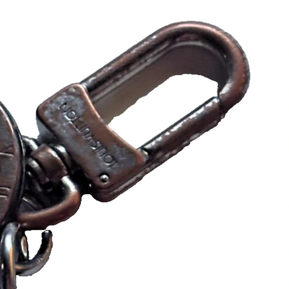 Louis Vuitton M67362 LV Cut Circle Key Ring Holder Silver Bag Charm Keychain